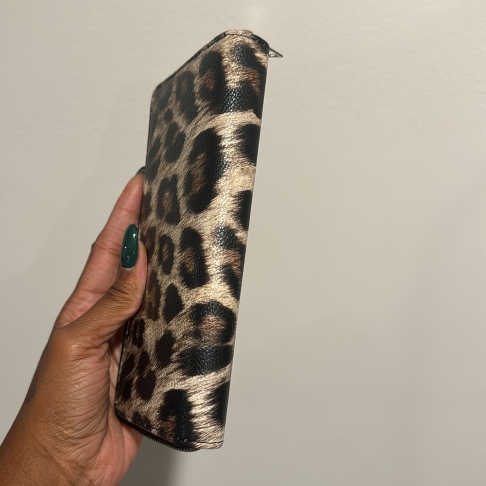 LEOPARD PRINT WALLET - Picture 7 of 7